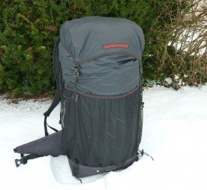 Laufbursche huckePACK im Schnee