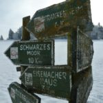 Wegweiser in der Röhn