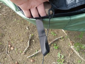 Tie-Out-Schlaufen