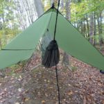 Ein Blick unter das Tarp
