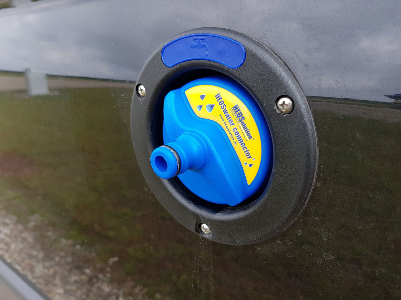 HEOSwater Connector